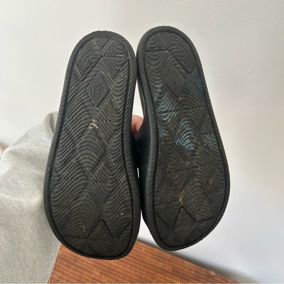 Kids slip on Chaco sandals with adjustable straps - Picture 3 of 3